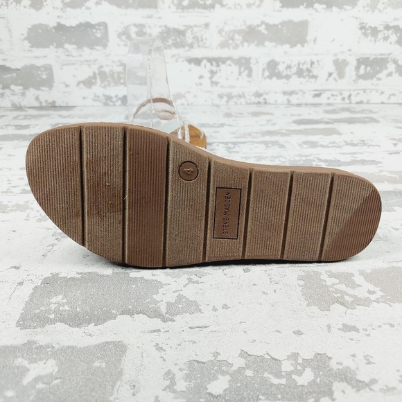 NEW Steve Madden Tan Silver Buckle Strappy Summer Sandals F764 - Picture 9 of 12
